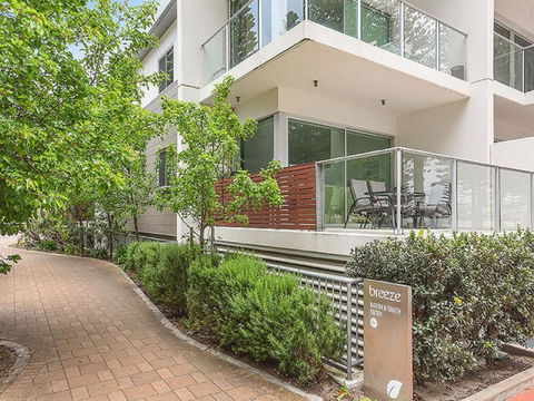 Breeze Beachfront Apartment - Tweed Heads Accommodation 41