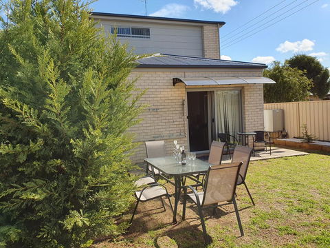 Explore Adelaide, Gawler, The Barossa And Clare Valleys All-in-one - Tweed Heads Accommodation 13