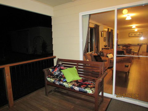 Lazy Days Cottage - Victor Harbor - Tweed Heads Accommodation 23