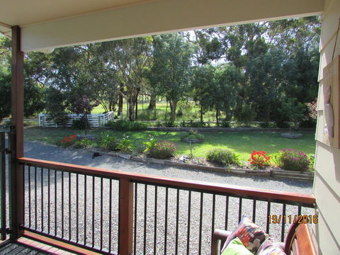 Lazy Days Cottage - Victor Harbor - Tweed Heads Accommodation 6