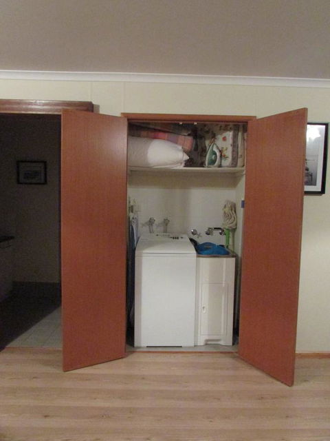 Lazy Days Cottage - Victor Harbor - Tweed Heads Accommodation 18
