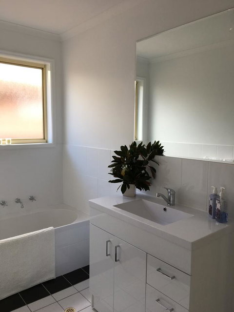 Windsor Gardens Home - Tweed Heads Accommodation 11