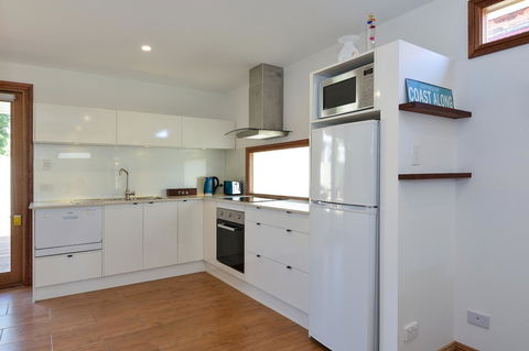 Trafalgar Premium Vintage Suites - Tweed Heads Accommodation 9