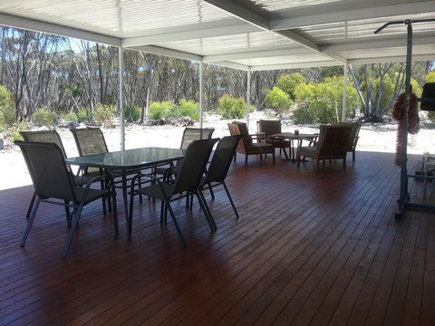 The Island House - Tweed Heads Accommodation 0