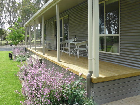 Camawald Coonawarra Cottage B&B - Tweed Heads Accommodation 2