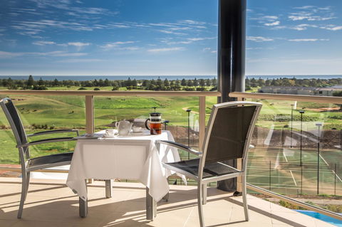 Lady Bay Hotel - Tweed Heads Accommodation 1