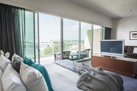 Port Lincoln Hotel - Tweed Heads Accommodation 36