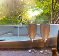 Adelaide Hills Retreats - Tweed Heads Accommodation