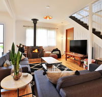 Hudson Bay  Basin View-Pet Friendly-15 Mins to Hyams Beach - Tweed Heads Accommodation