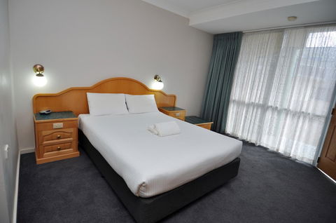 Hilton Beachfront Motel - Tweed Heads Accommodation 24