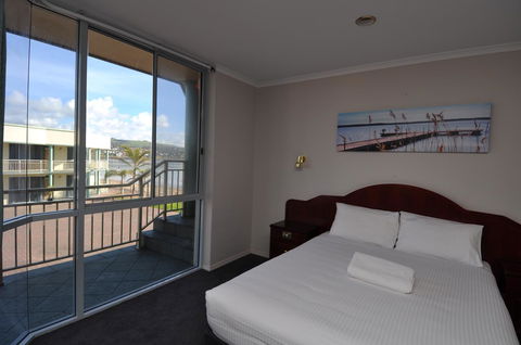 Hilton Beachfront Motel - Tweed Heads Accommodation 34