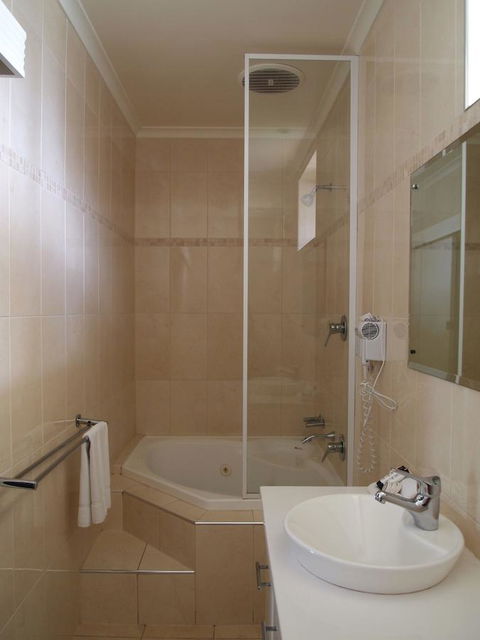 Hilton Beachfront Motel - Tweed Heads Accommodation 44