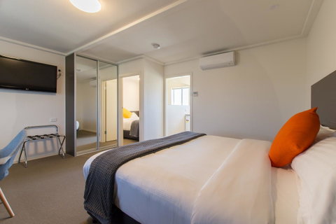 Mick O\'Sheas - Tweed Heads Accommodation 14