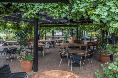 Mick O\'Sheas - Tweed Heads Accommodation 38
