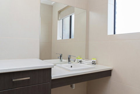 Mick O\'Sheas - Tweed Heads Accommodation 2