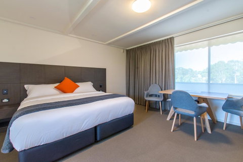Mick O\'Sheas - Tweed Heads Accommodation 16