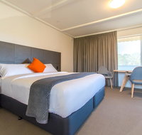 Mick O'Sheas - Tweed Heads Accommodation