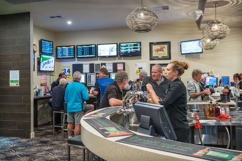 Vine Inn Barossa - Tweed Heads Accommodation 18