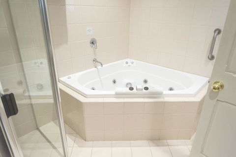 Serafino McLaren Vale - Tweed Heads Accommodation 7