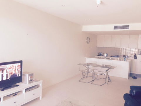 Breakwater Apartment - Tweed Heads Accommodation 14