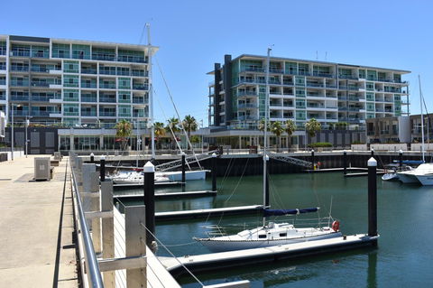 Breakwater Apartment - Tweed Heads Accommodation 1