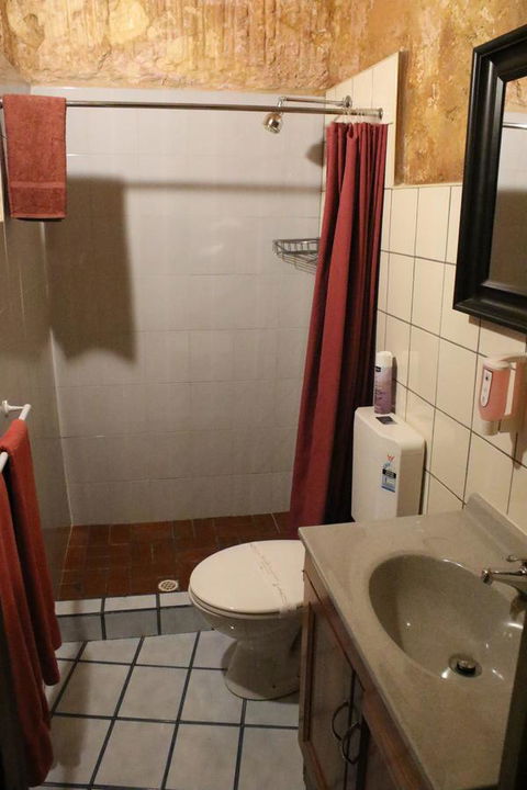 The Underground Motel - Tweed Heads Accommodation 4