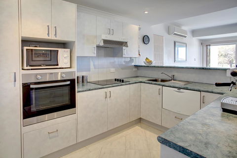 Bay Bliss - Tweed Heads Accommodation 7