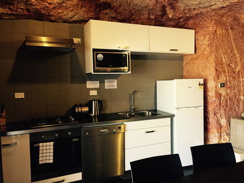 The Lookout Cave Underground Motel - Tweed Heads Accommodation 29