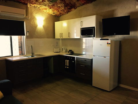The Lookout Cave Underground Motel - Tweed Heads Accommodation 41