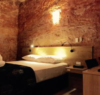 The Lookout Cave Underground Motel - Tweed Heads Accommodation