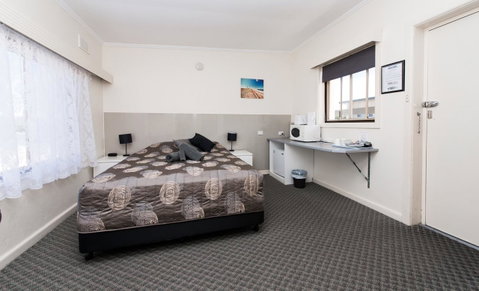 Blue Lake Motel - Tweed Heads Accommodation 4
