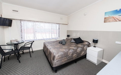 Blue Lake Motel - Tweed Heads Accommodation 7