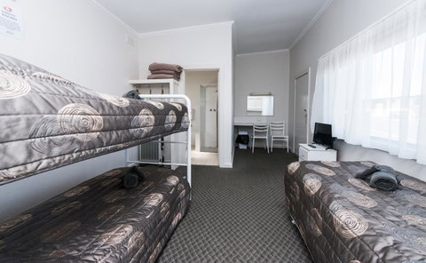 Blue Lake Motel - Tweed Heads Accommodation 9