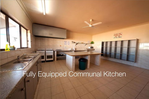 Radeka Downunder Underground Motel - Tweed Heads Accommodation 12