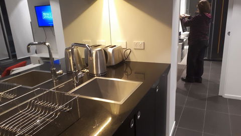 Luxury Apartment - Tweed Heads Accommodation 7