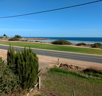 Seafront Shack - Tweed Heads Accommodation