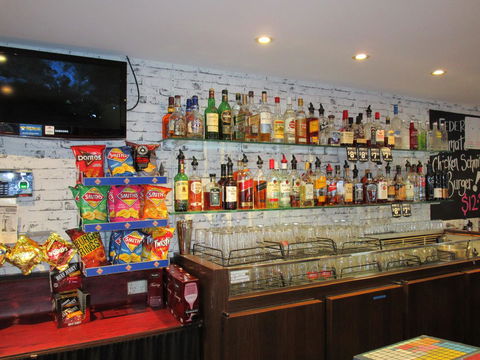 Nightcap At Federal Hotel Mt Gambier - Tweed Heads Accommodation 24