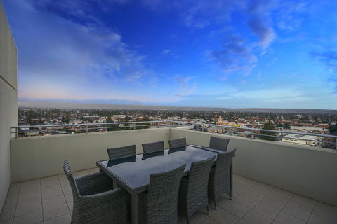 Glenelg Skyline Penthouse - Tweed Heads Accommodation 34