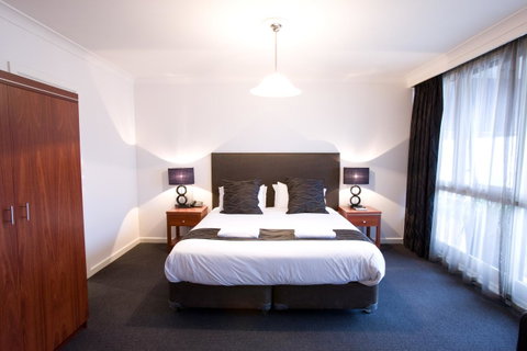 The Commodore - Tweed Heads Accommodation 7
