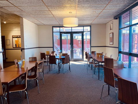 Opal Inn Hotel, Motel, Caravan Park - Tweed Heads Accommodation 27