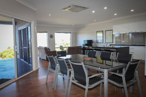 Waterfront On Osprey - Tweed Heads Accommodation 4
