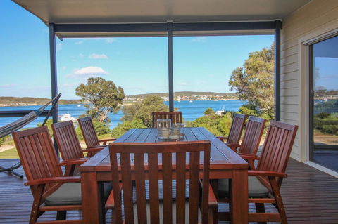 Waterfront On Osprey - Tweed Heads Accommodation 20