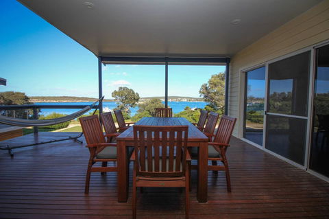 Waterfront On Osprey - Tweed Heads Accommodation 12