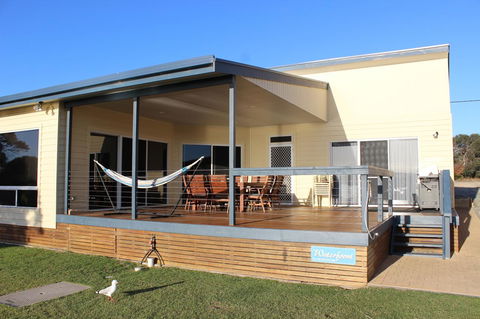 Waterfront On Osprey - Tweed Heads Accommodation 0