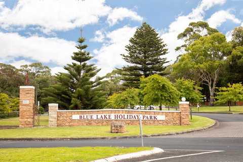Blue Lake Holiday Park - Tweed Heads Accommodation 0