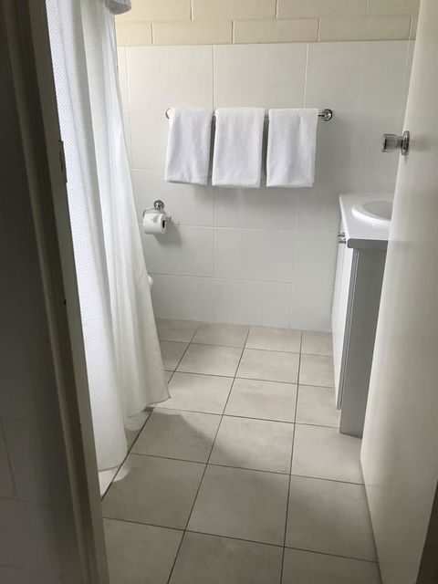 Victor Harbor City Inn - Tweed Heads Accommodation 1