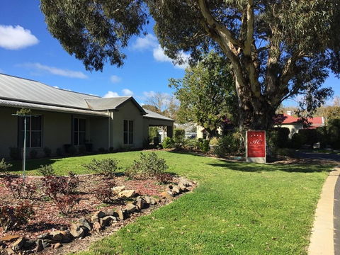 Alexander Cameron Suites - Tweed Heads Accommodation 3