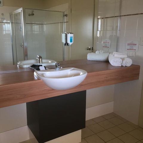 Alexander Cameron Suites - Tweed Heads Accommodation 17