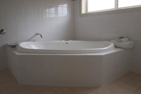 Alexander Cameron Suites - Tweed Heads Accommodation 21