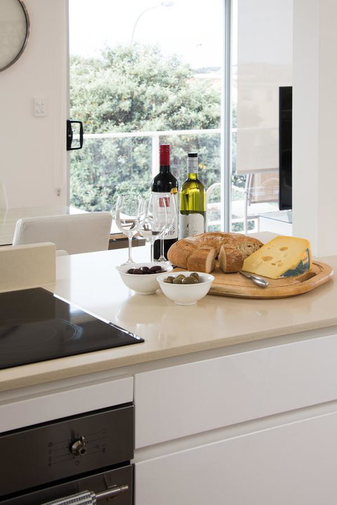 Stylish 3 Bedroom Beachview Apartment - Tweed Heads Accommodation 7